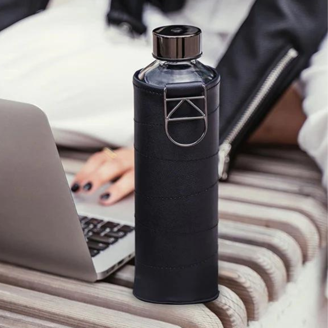 Equa - Glazen fles Graphite met cover